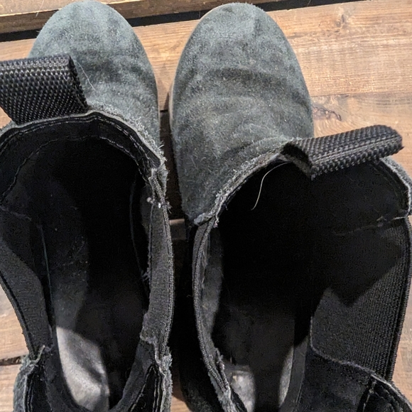 Suede Boots - Picture 2 of 5